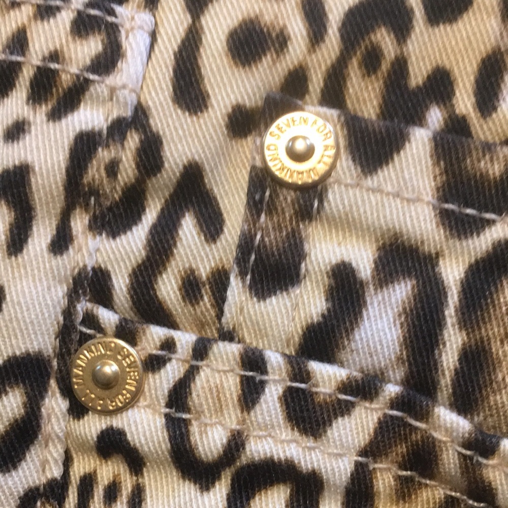 🆕 7 For All Mankind Cheetah Print Cropped Skinny Jean size 27 - Picture 11 of 12